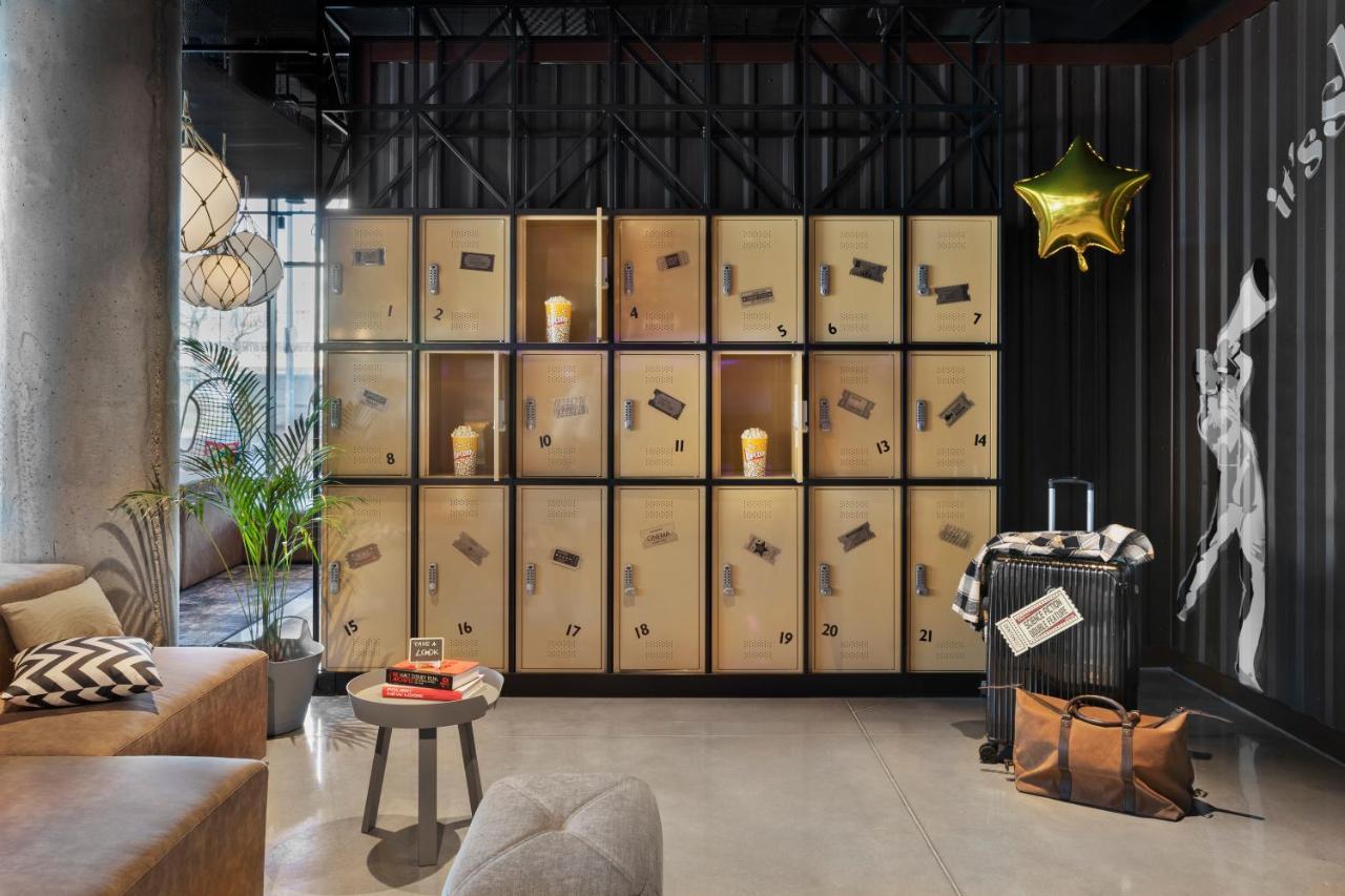 Hotel Moxy 3*